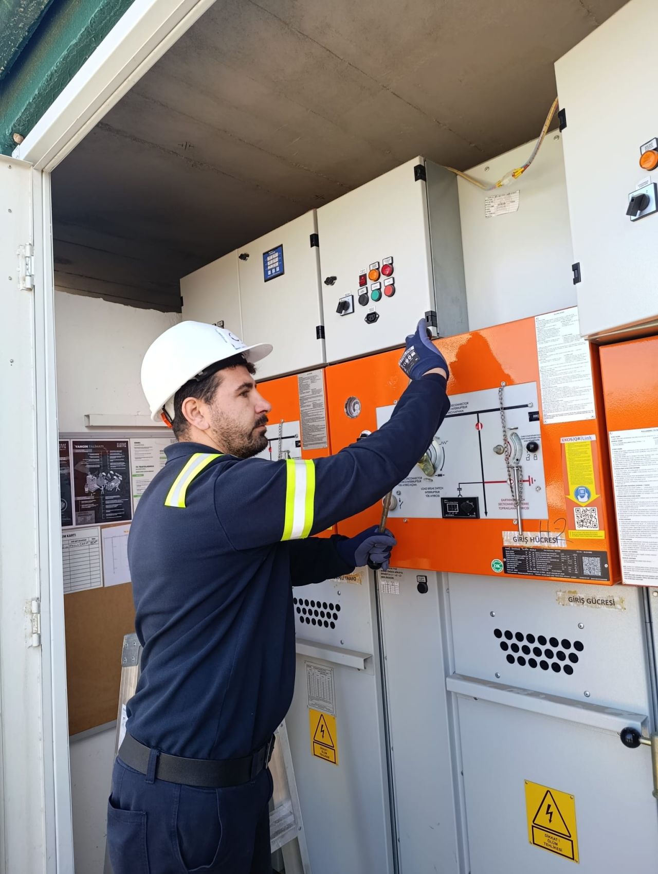 Uludağ EDAŞ SCADA Projesi — 163 merkezde montaj, 104 merkezde PtP testi tamamlandı